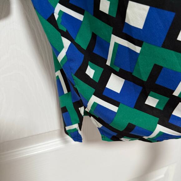 Catherines Women's Geometric Button Front 3/4 Sleeve Top Size 3X - Picture 10 of 14